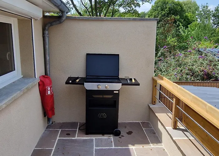 Maison De Charme En Bord Du Loir, 6-8 Pers, Proche Zoo De La Fleche, Piscine A Venir, Parking Inclus - Fr-1-410-429 Feriehus