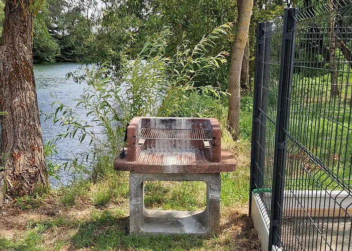 Maison De Charme En Bord Du Loir, 6-8 Pers, Proche Zoo De La Fleche, Piscine A Venir, Parking Inclus - Fr-1-410-429 Feriehus *